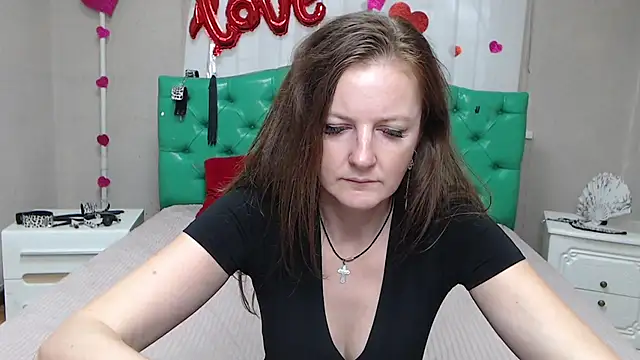 MeganPirs live cam on StripChat