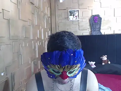 omar202612 live cam on StripChat