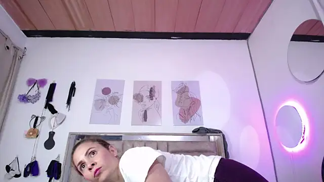 Bombom_Lux webcam