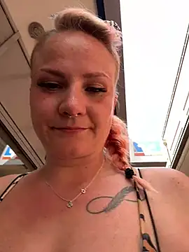 Fiebie_licious_ webcam