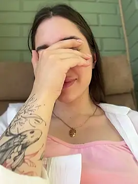 BOOMFOXY live cam on StripChat