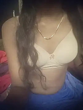 sexy___hotty live cam on StripChat