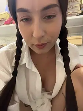 Holly_Play webcam