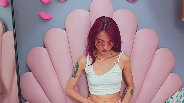 luci_miller webcam