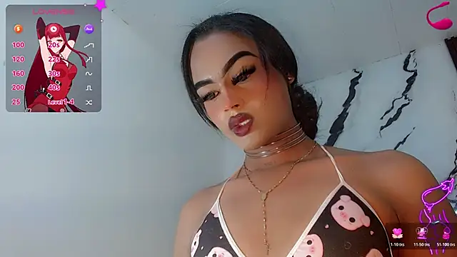 kiara_gomez__ webcam