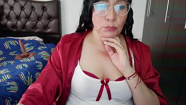 grace_mature_milf - Grace_mature_milf's free webcam - UK Sex Cams