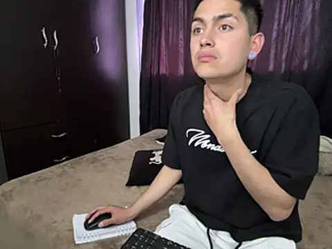 zhara_williams's live room