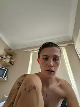 Iady webcam