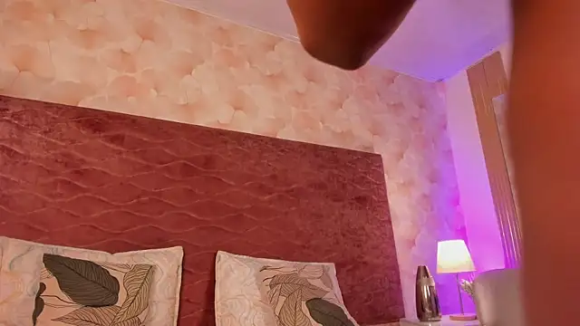 Emma_Dancer webcam