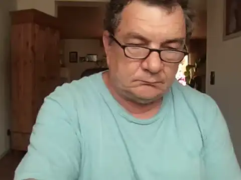 nobbie444 (M mature) - naked