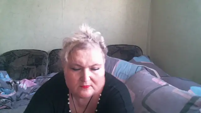 Lana555 live cam on StripChat