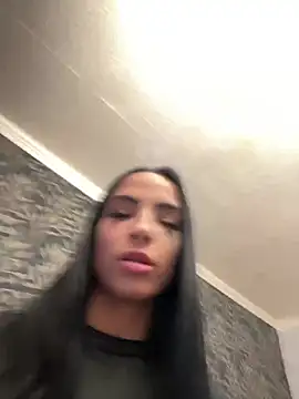 Evelin199 Live Webcam on Stripchat