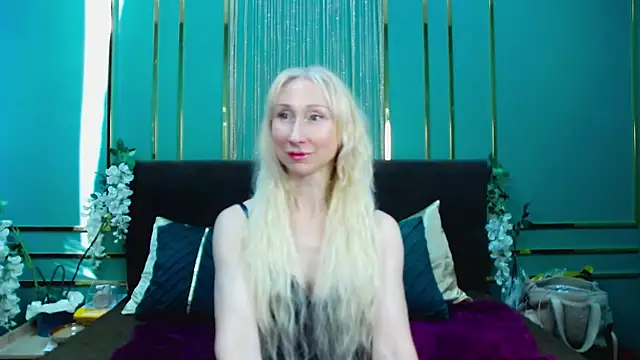 KissDreamm webcam
