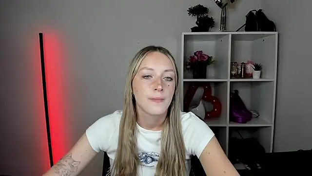 EvelynBlond