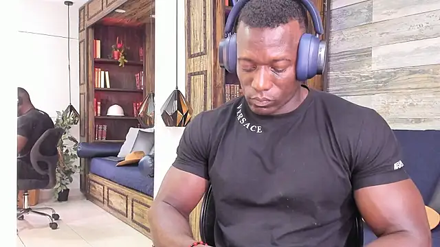 MarcusBlack_ webcam
