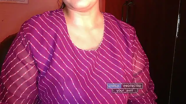 your_avni (F young) - ice tease on boobs with lush 2min