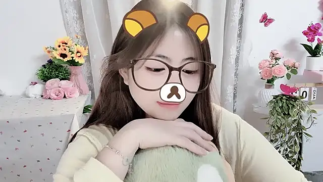 MIJ-Uwuu live sex cam