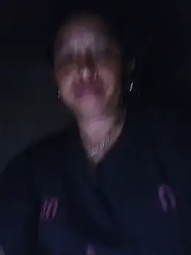 Henry-2k live cam on StripChat