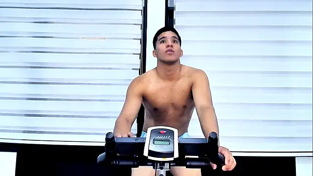 matteo_x_ - Matteo_x_'s free webcam - UK Sex Cams