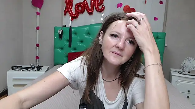 MeganPirs webcam