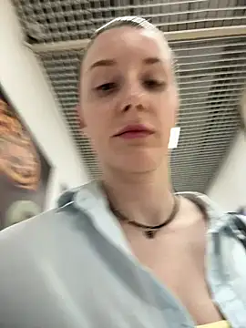 FReyja_44 webcam