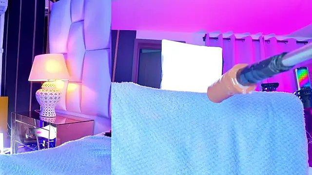 NathaxaLeans webcam