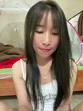 oneyou_400 live cam on StripChat