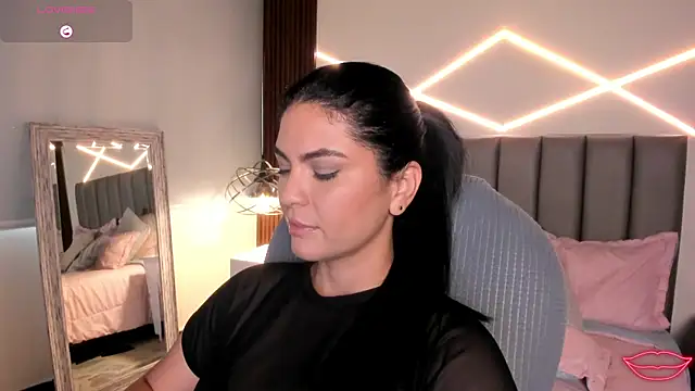 Veronicalanx1 live cam on StripChat