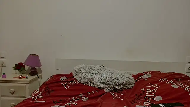 desirmiss1 live cam