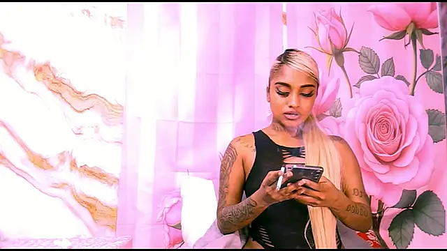 indian_barbie webcam