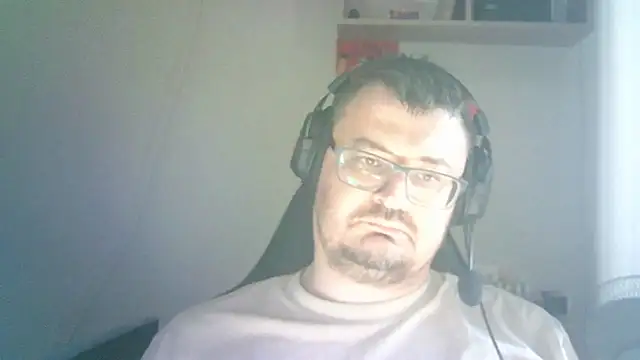 SirAbuser live cam on StripChat