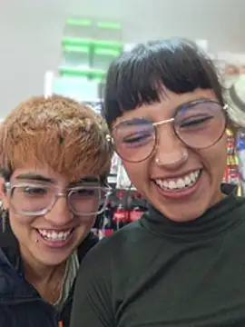 Cute_hollywood1 live cam