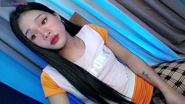 Amomentoflust202 webcam