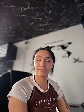 isabella-teen (F teen) - Flash Tits🍒