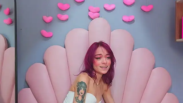 luci_miller webcam