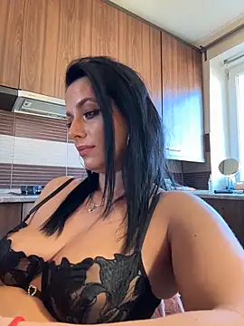 Hotmomcheckk_
