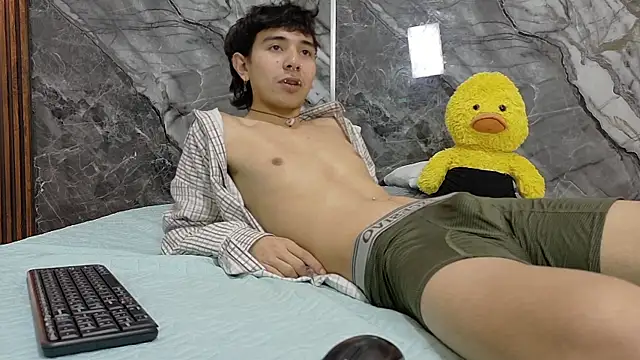 NoahWalker__ live sex cam