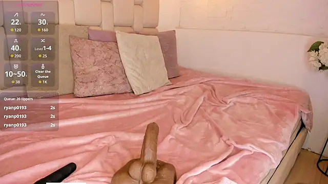 Ariia_Blaze webcam