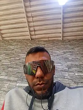 UnreadyChutzpa live cam