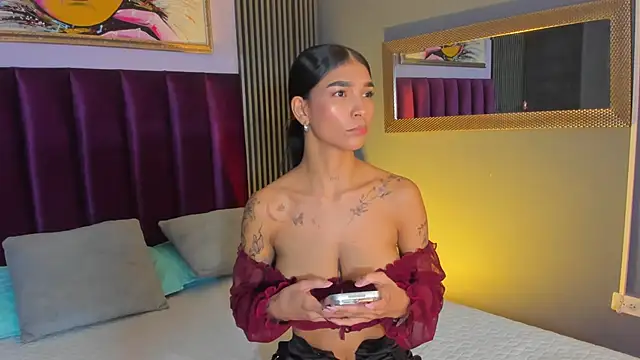 LauraAristizabal webcam