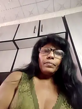 MsAttitude live cam on StripChat
