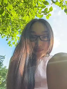 trytomakememoam webcam