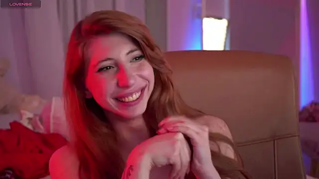 Mia_Daddysgirl_ live cam on StripChat