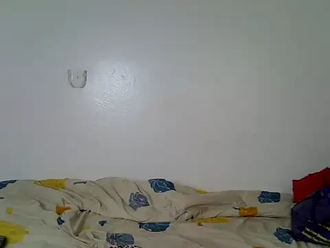 Trixie_h webcam