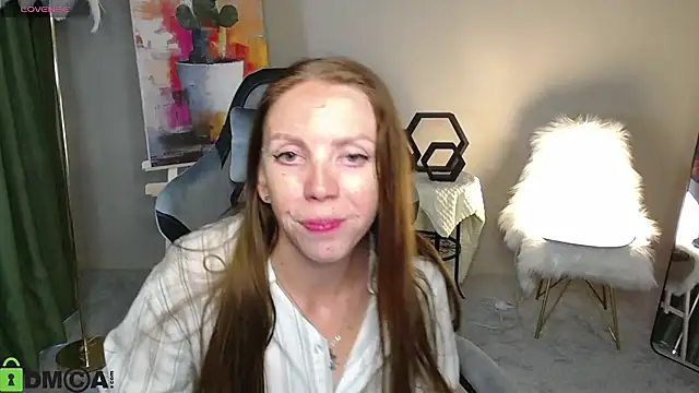 EmilyStevart live cam on StripChat