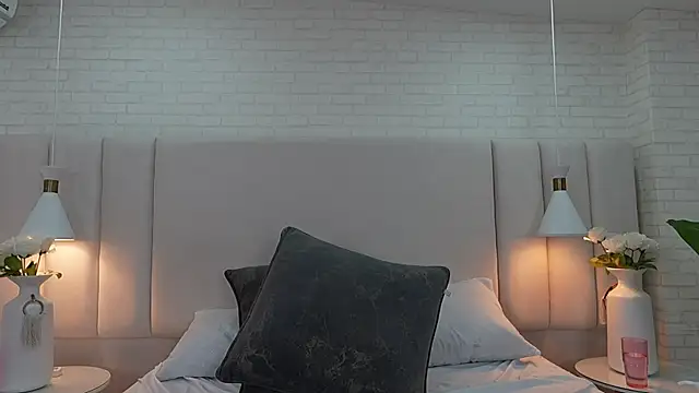 GabyJones_ webcam