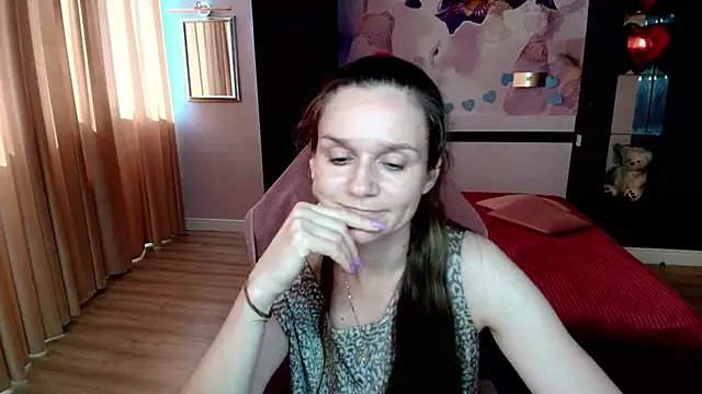 AriaGray webcam