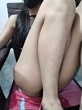 Cute-Naavya webcam