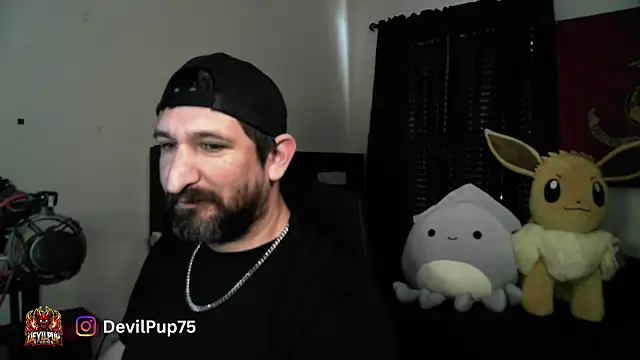 DevilPup75_ live cam on StripChat