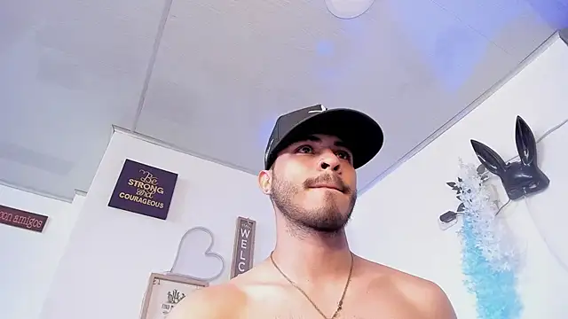 Bastian_MCcormick live cam on StripChat